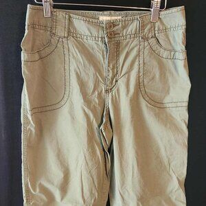 St John's Bay Petite Stretch Women's Green Capris 10 P